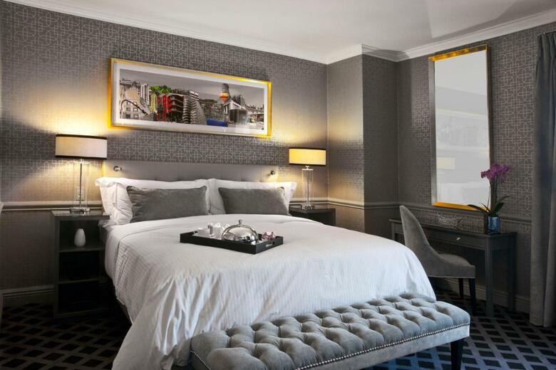 Hotel 54 On Bath
