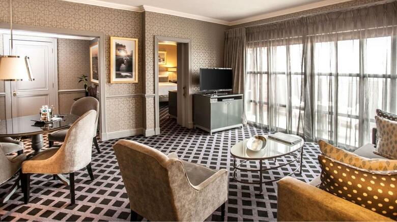 Hotel 54 On Bath