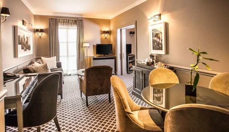 Hotel 54 On Bath
