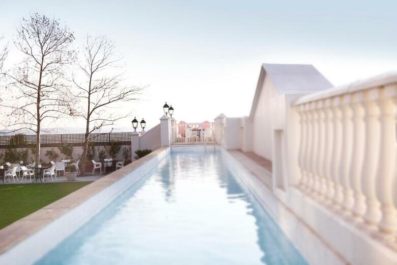 Hotel 54 On Bath