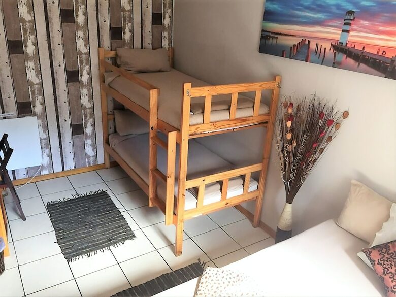 Jembjo's Knysna Lodge & Backpackers