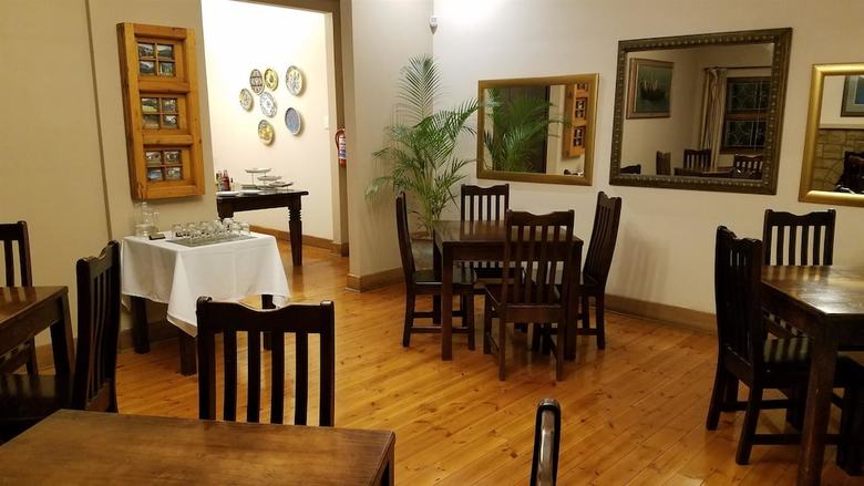 Hostal Ocean Park Guest House