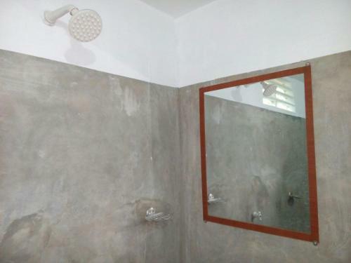 Lake House Homestay