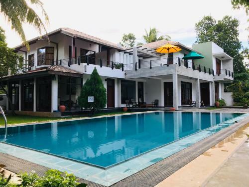 Hotel Siluni's Villa