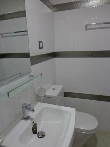 Hotel Rajarata Reach Resort