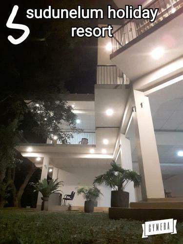 Hotel Sudunelum Holiday Resort