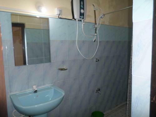 Hostal Travelers Holiday Resort