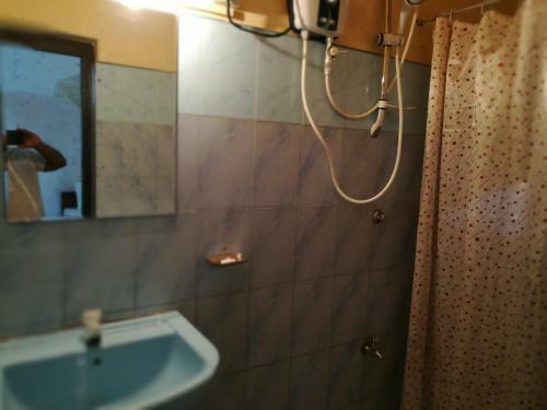 Hostal Travelers Holiday Resort