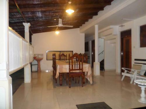 Hostal Travelers Holiday Resort