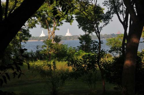 Hostal Waters Edge, Anuradhapura