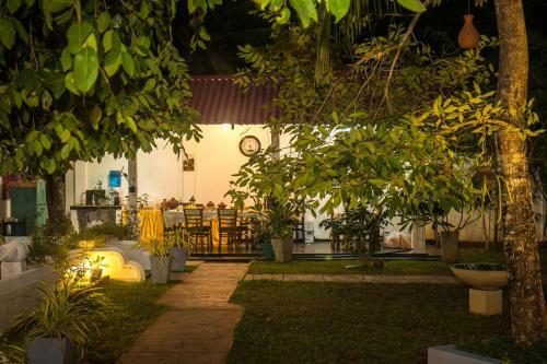Hotel Muragala Holiday Resort