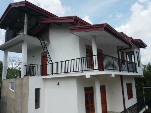 Kumudu Holiday Home