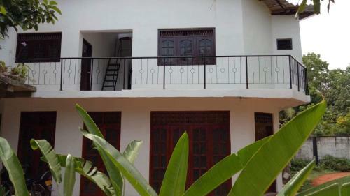 Hostal Wind Breeze Inn