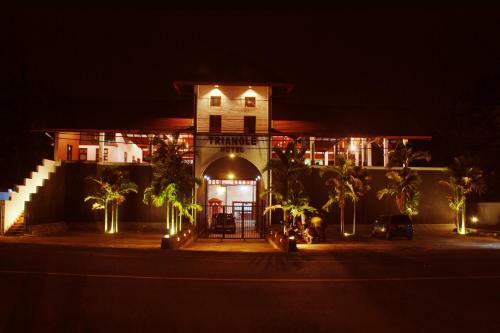 Triangle Hotel