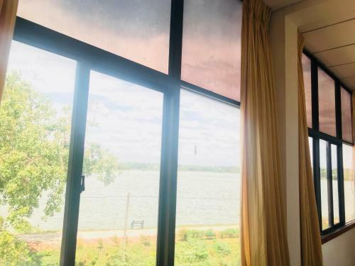 Hostal Lake City Resort