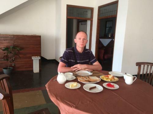 Hostal Milano Grand New Rest House