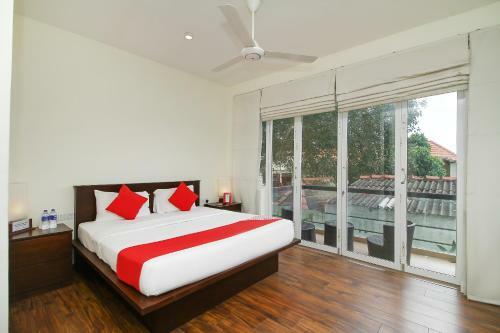 Hotel Oyo 103 Lavinia Villa