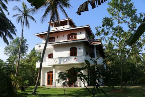 Hostal Villa Sureka