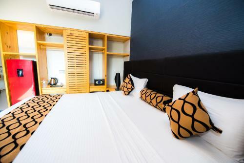 Hotel Ballena Regency