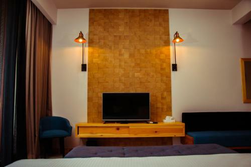 Hotel Ballena Regency