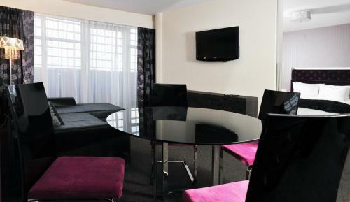 Hotel 3 Trio