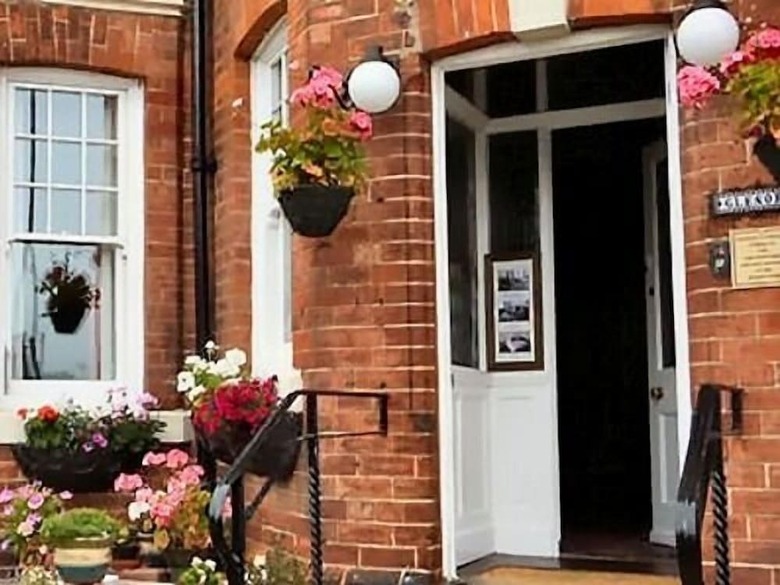 Hostal Glenora Guest House