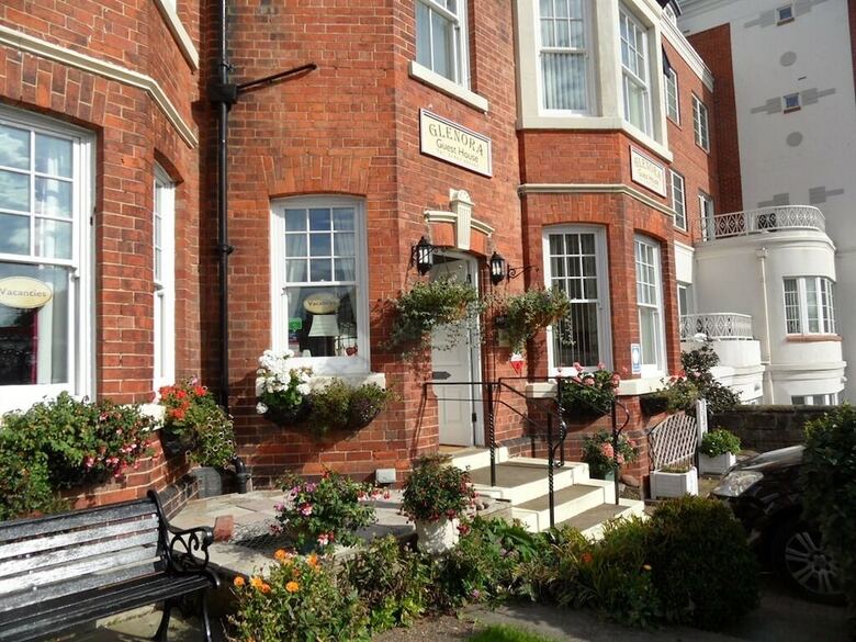 Hostal Glenora Guest House