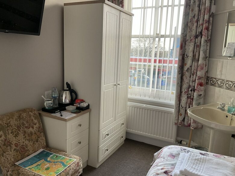Hostal Glenora Guest House