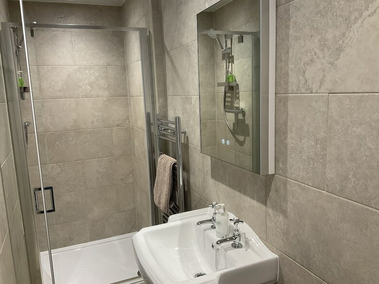 Hostal Glenora Guest House