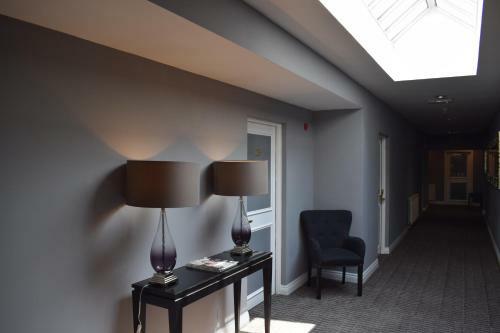 Mercure Telford Madeley Court Hotel