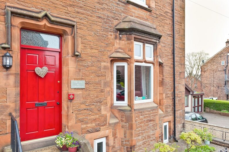 Bed & Breakfast The Red Townhouse