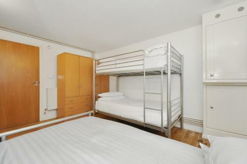 Access Apartments City