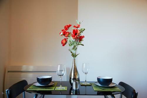 Empire Serviced Apartments
