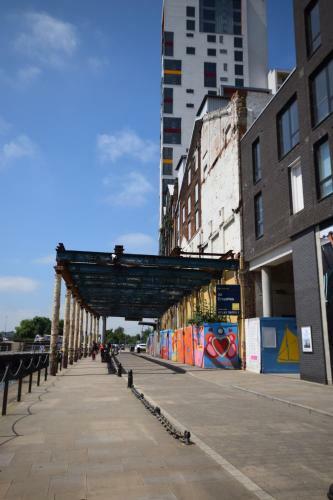 Empire Serviced Apartments