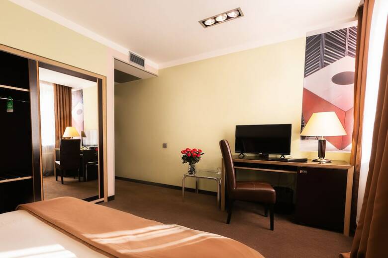 Premier Hotel Cosmopolit