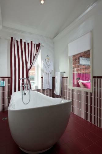 de Gaulle Boutique Hotel