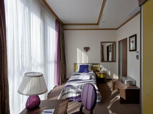 Iris Art Hotel