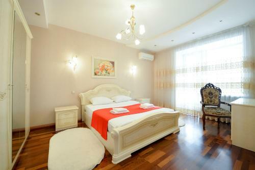 Apartamento Five Stars Luxury On Revolution Square