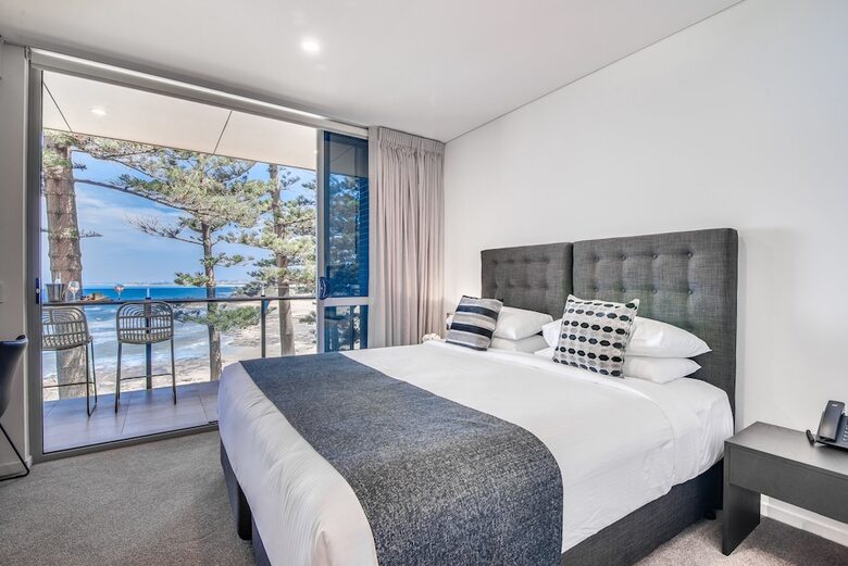 Hotel Headlands Austinmer Beach