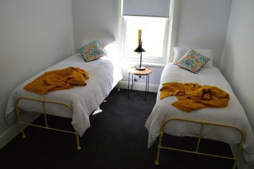 Two Cow Cottage Bed & Breakfast