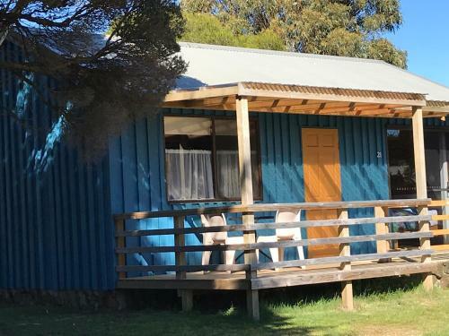 Somerset Beachside Cabin And Caravan Park