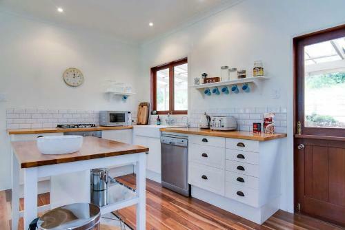 Bed & Breakfast Big Love - Byron Bay Hinterland