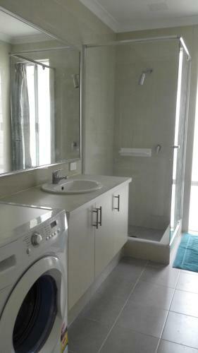 Villa Alkimos Beach Cottage