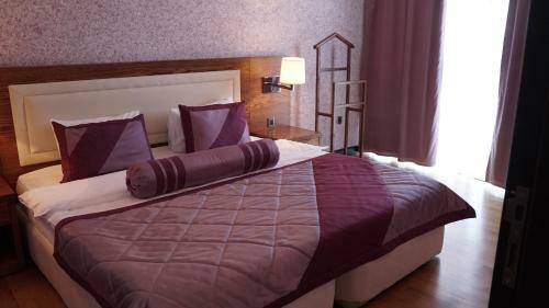 Agsaray Deluxe Hotel