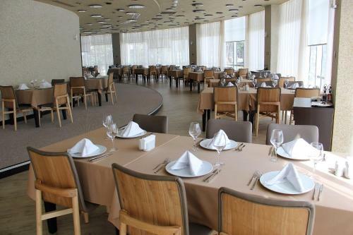 Agsaray Deluxe Hotel