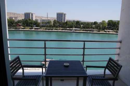 Agsaray Deluxe Hotel