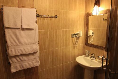 Khan Lankaran Hotel