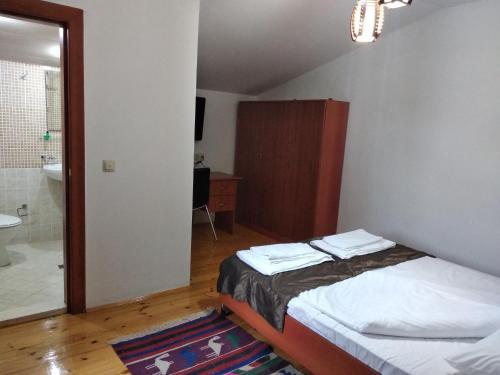 Hostal Lah?c Guesthouse
