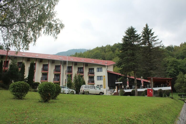 Hotel Mladost