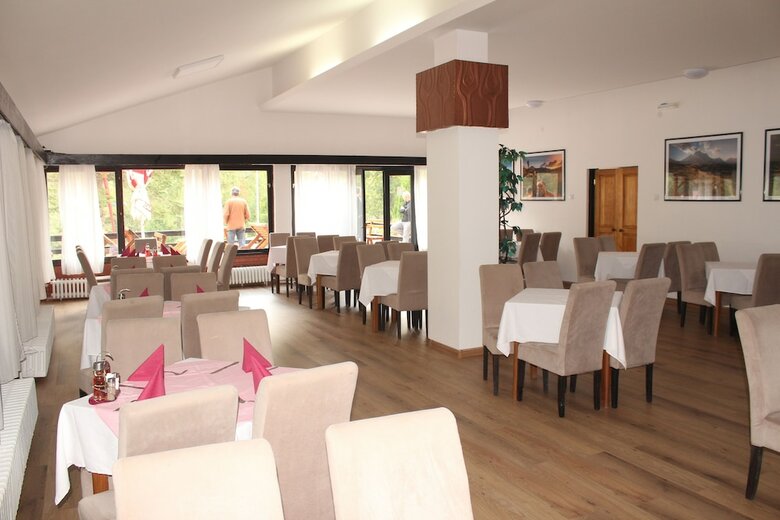 Hotel Mladost